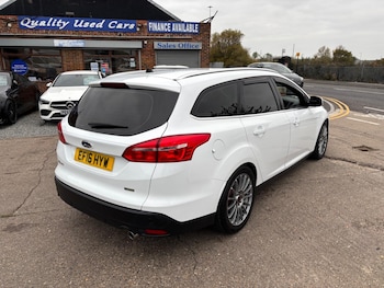Used Ford Focus 2016 for sale - 76294532: Photo 3