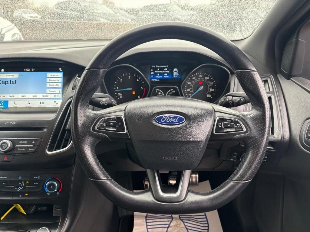 Used Ford Focus 2018 for sale - 76945351: Photo 14