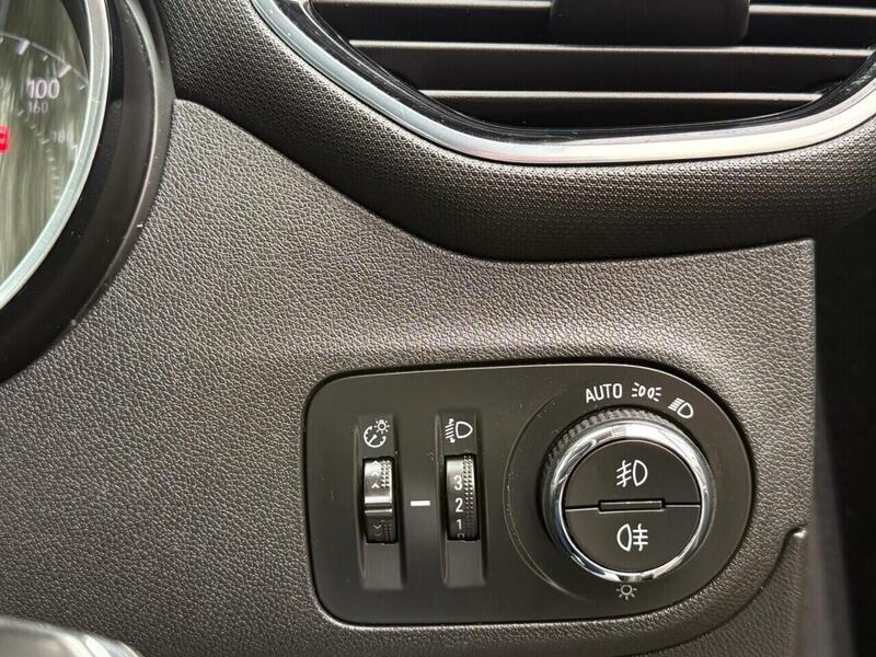 Used Vauxhall Crossland X 2019 for sale - 77819481: Photo 41