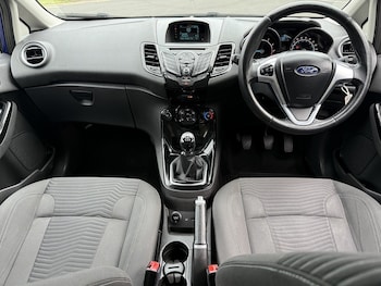 Used Ford Fiesta 2015 for sale - 79503168: Photo