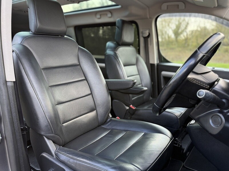 Used Peugeot Traveller 2018 for sale - 77821879: Photo 11