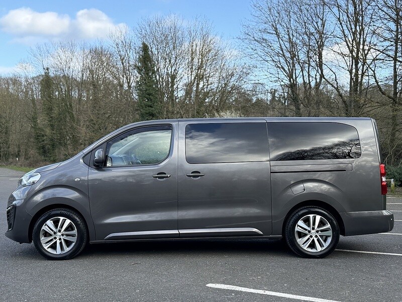 Used Peugeot Traveller 2018 for sale - 77821879: Photo 15