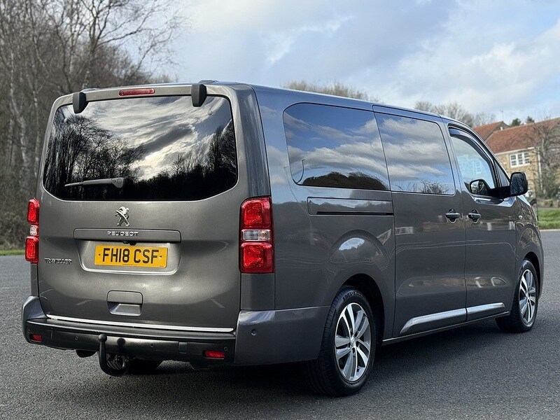 Used Peugeot Traveller 2018 for sale - 77821879: Photo 20