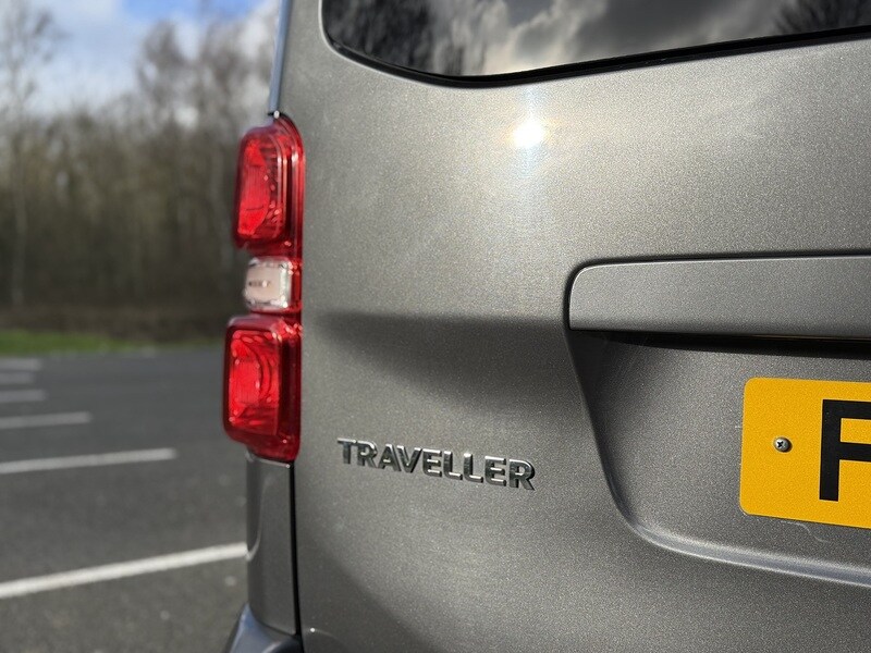 Used Peugeot Traveller 2018 for sale - 77821879: Photo 39