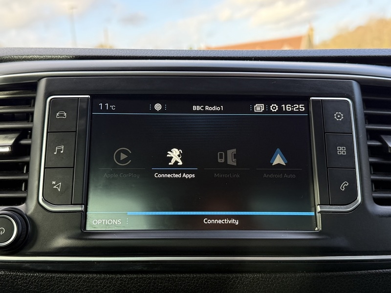 Used Peugeot Traveller 2018 for sale - 77821879: Photo 4