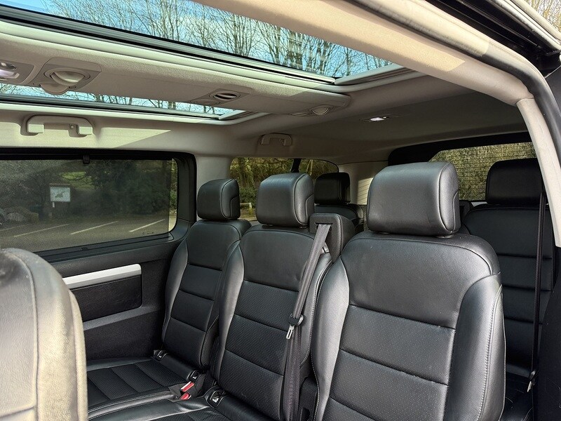 Used Peugeot Traveller 2018 for sale - 77821879: Photo 48