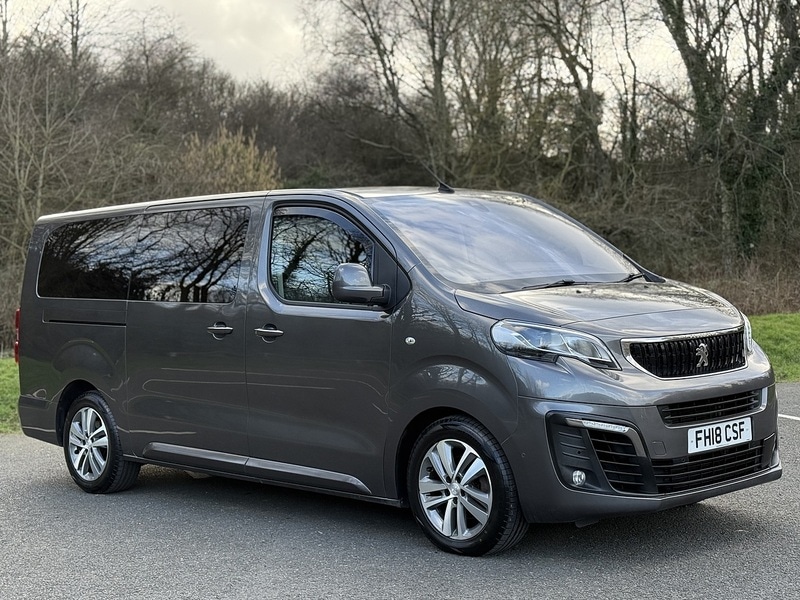 Used Peugeot Traveller 2018 for sale - 77821879: Photo 8
