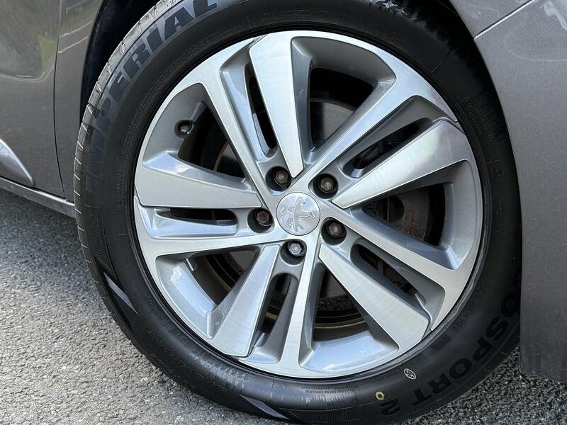 Used Peugeot Traveller 2018 for sale - 77821879: Photo 9