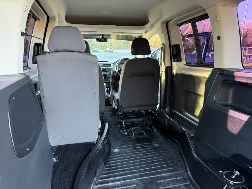 Used Volkswagen Caddy Life 2016 for sale - 76941643: Photo 5