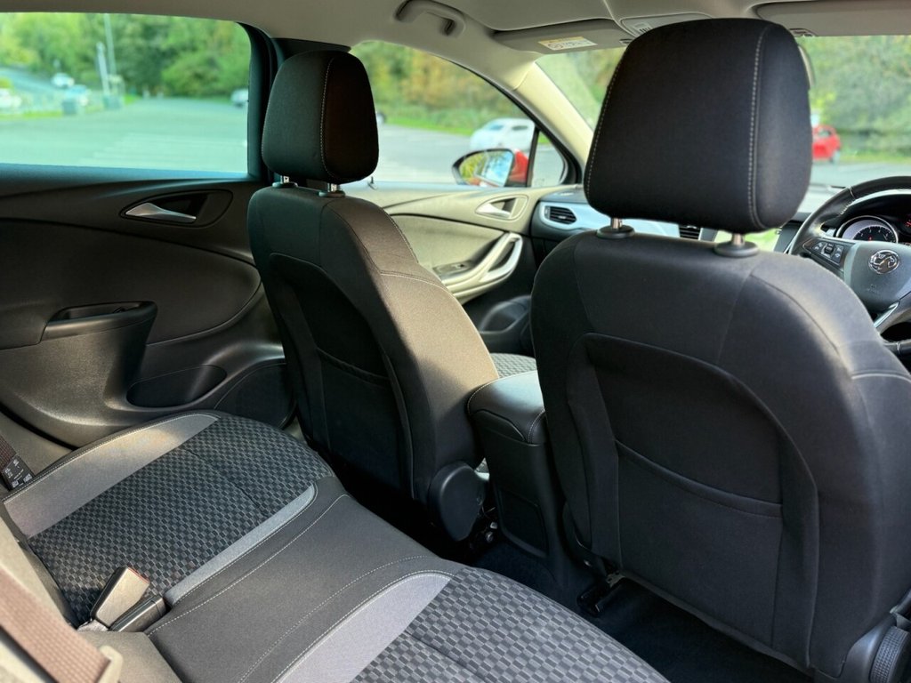 Used Vauxhall Astra 2020 for sale - 76338405: Photo 10