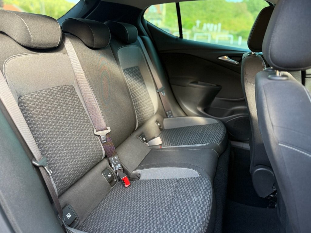 Used Vauxhall Astra 2020 for sale - 76338405: Photo 11