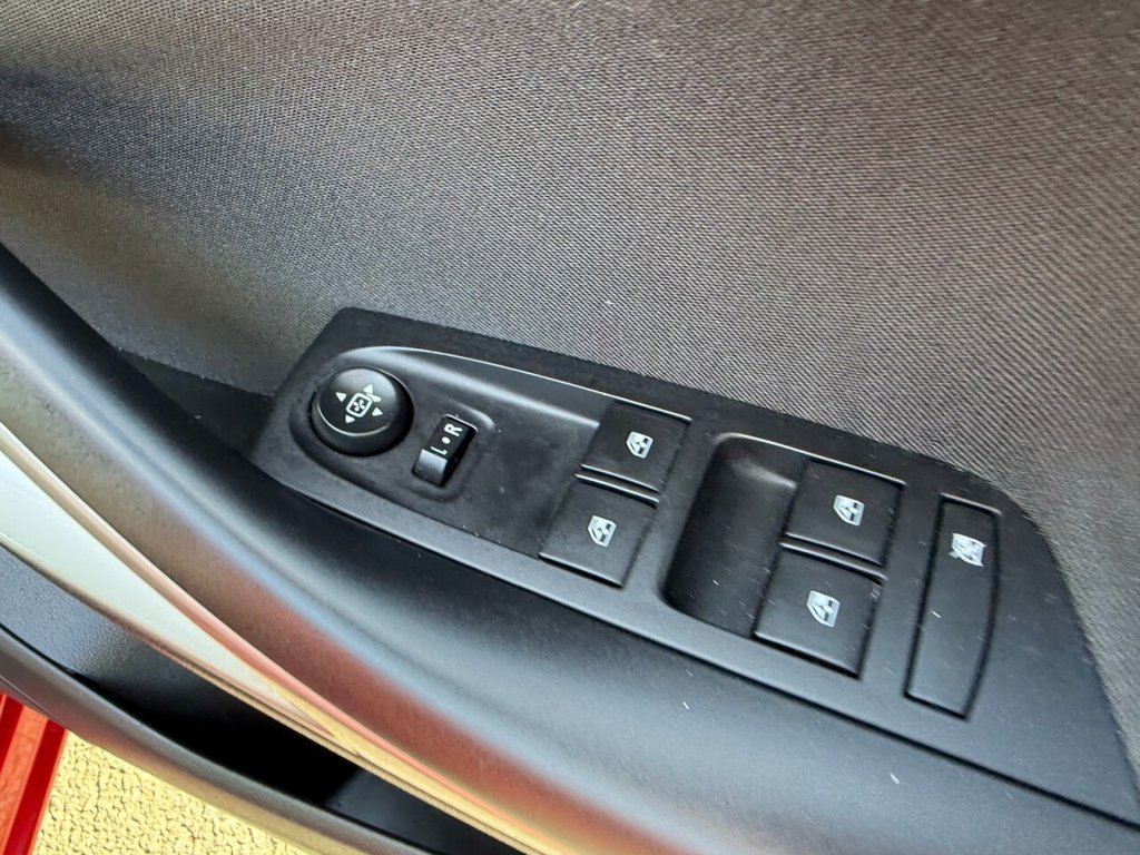 Used Vauxhall Astra 2020 for sale - 76338405: Photo 32