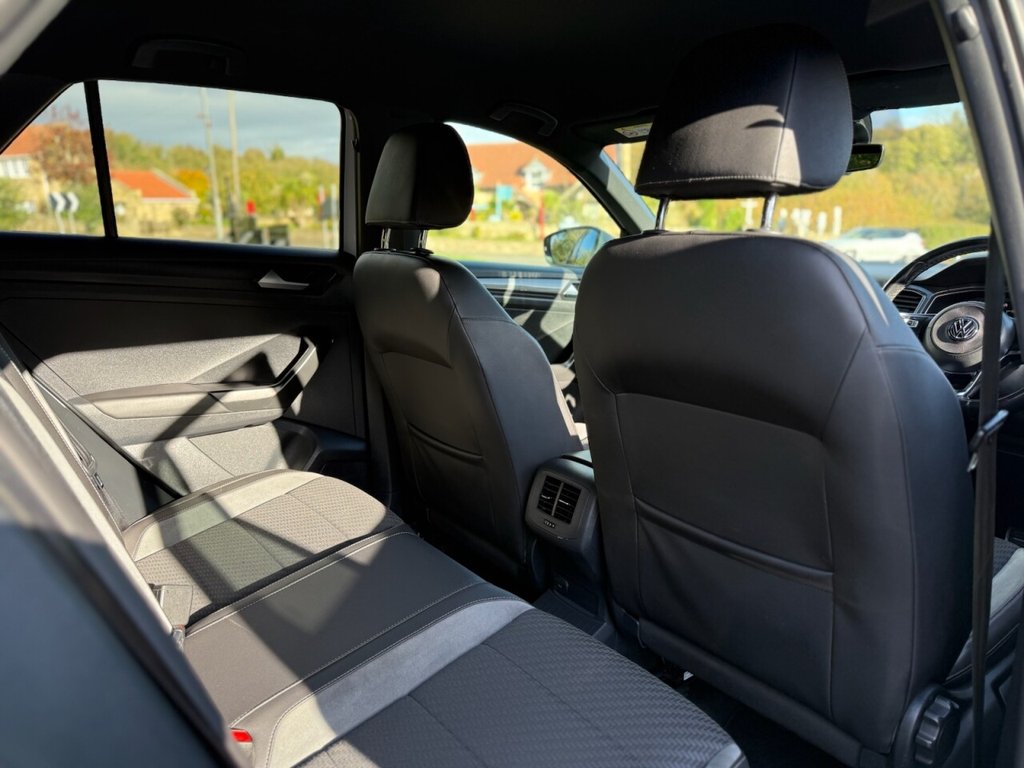 Used Volkswagen T-Roc 2020 for sale - 76367825: Photo 13