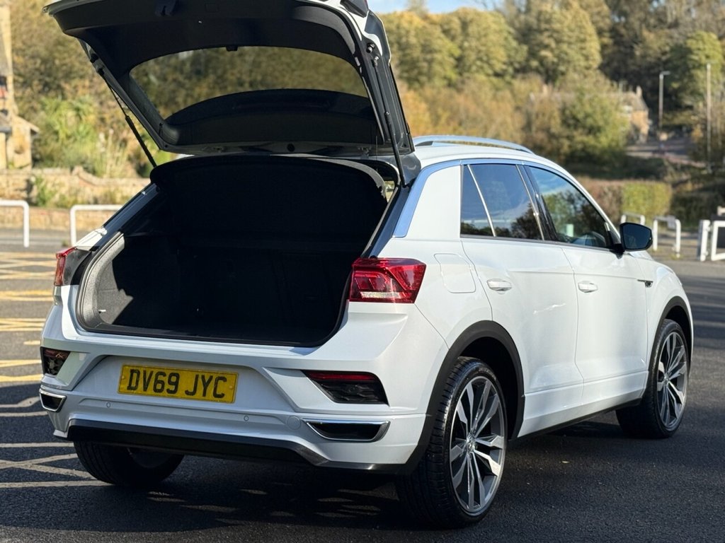 Used Volkswagen T-Roc 2020 for sale - 76367825: Photo 20