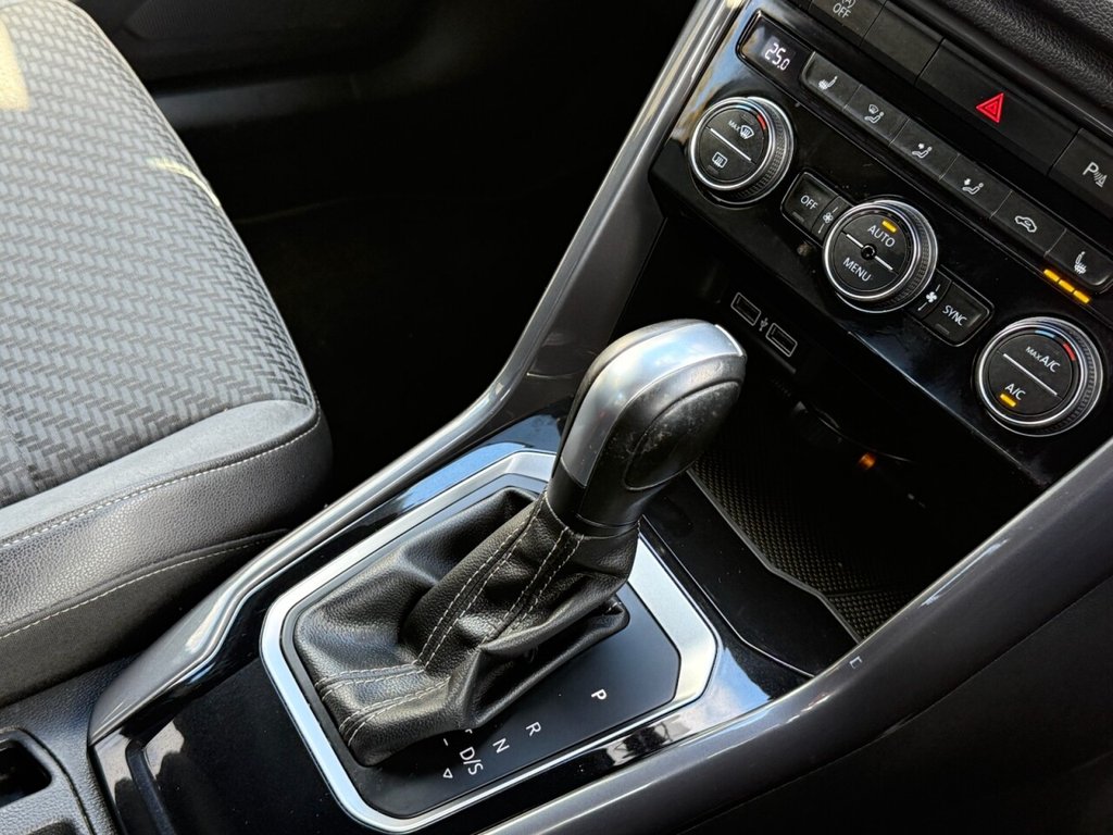 Used Volkswagen T-Roc 2020 for sale - 76367825: Photo 28