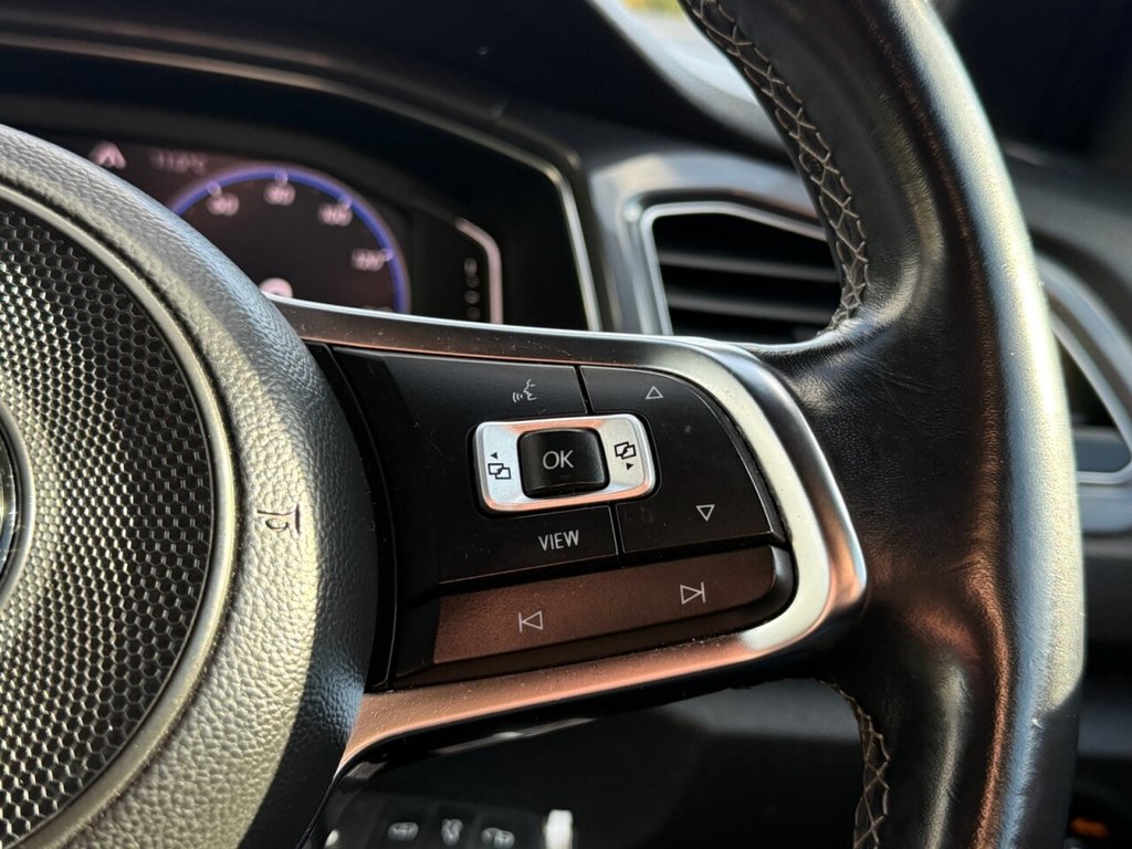 Used Volkswagen T-Roc 2020 for sale - 76367825: Photo 31