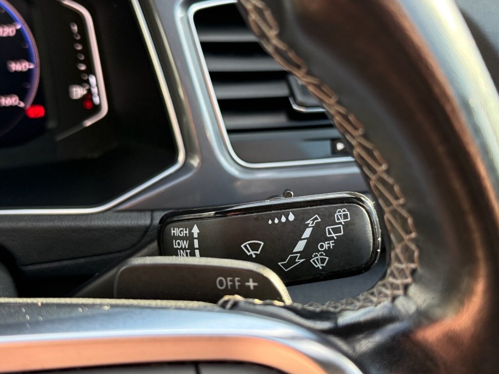 Used Volkswagen T-Roc 2020 for sale - 76367825: Photo 34