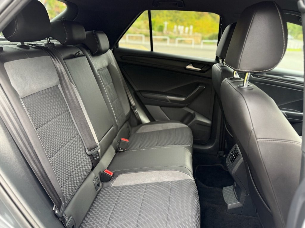 Used Volkswagen T-Roc 2019 for sale - 76338392: Photo 20