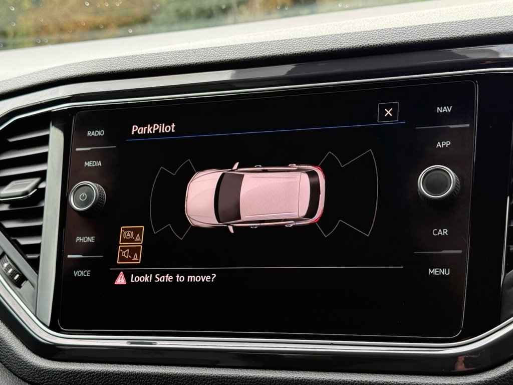 Used Volkswagen T-Roc 2019 for sale - 76338392: Photo 26