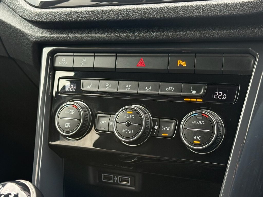 Used Volkswagen T-Roc 2019 for sale - 76338392: Photo 6