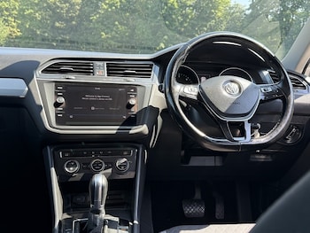 Used Volkswagen Tiguan 2017 for sale - 78986445: Photo