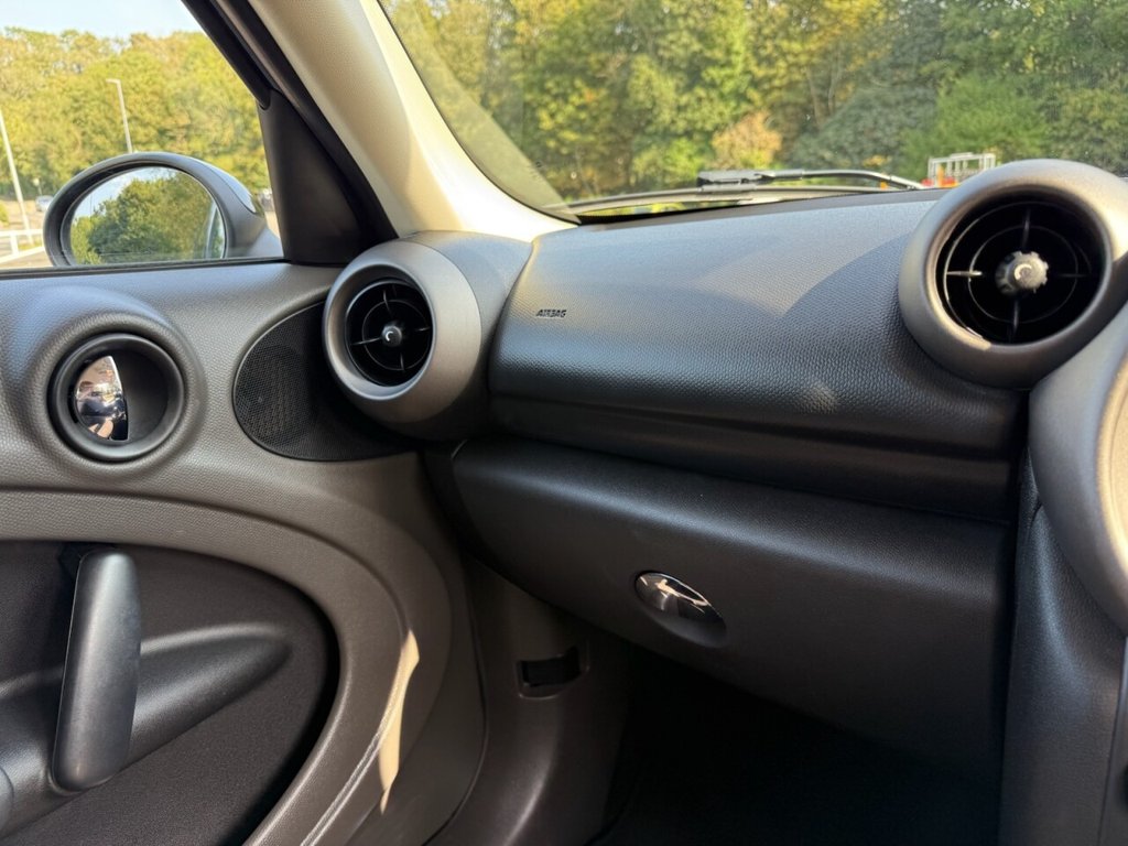 Used MINI Hatch 2019 for sale - 76338395: Photo 42