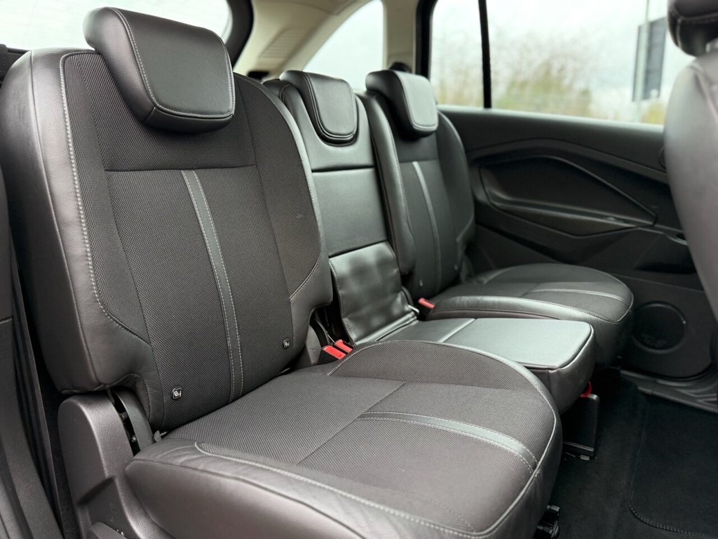 Used Ford Grand C-Max 2018 for sale - 77250533: Photo 20