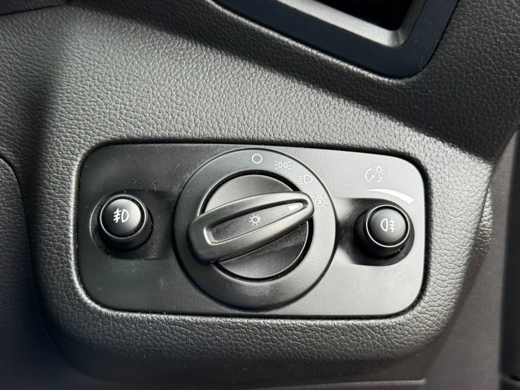 Used Ford Grand C-Max 2018 for sale - 77250533: Photo 44