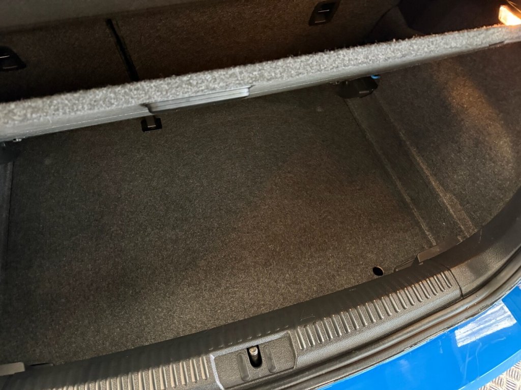 Used Volkswagen Polo 2014 for sale - 77227311: Photo 17