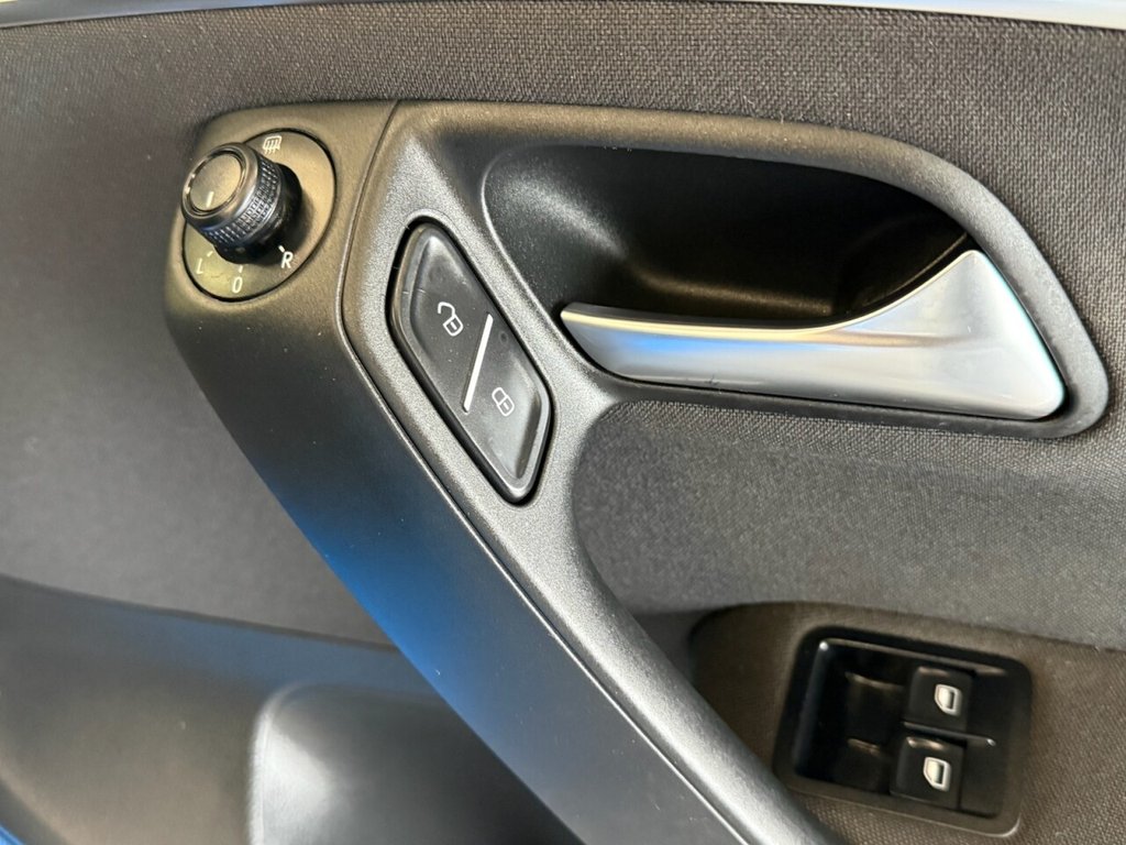 Used Volkswagen Polo 2014 for sale - 77227311: Photo 23