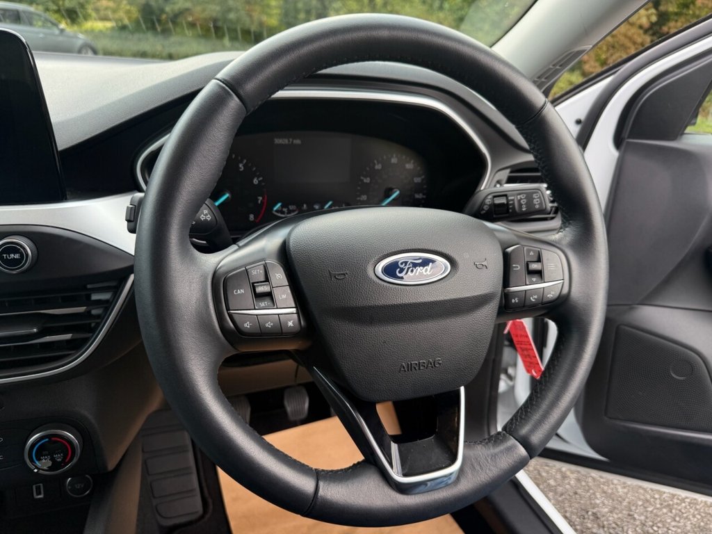 Used Ford Focus 2018 for sale - 76338394: Photo 17