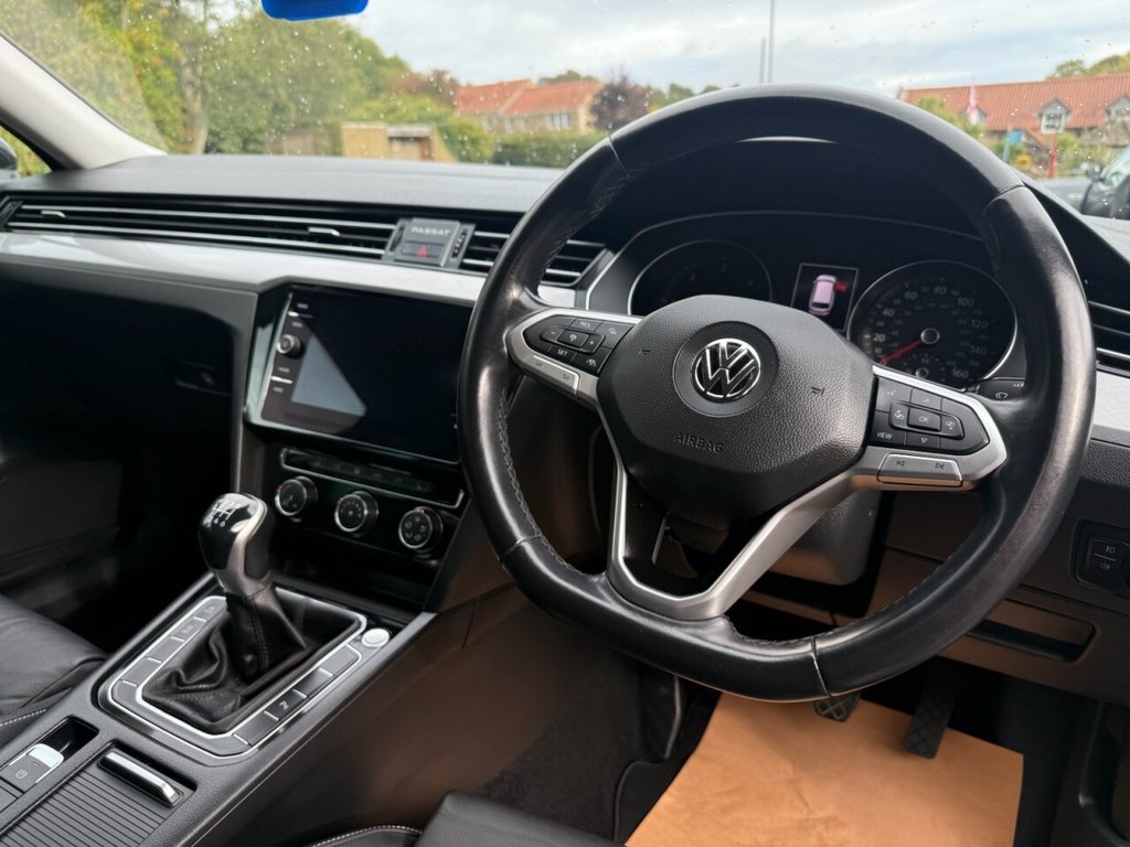 Used Volkswagen Passat 2020 for sale - 76338389: Photo 10
