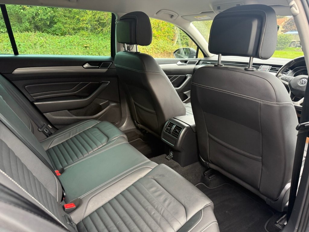 Used Volkswagen Passat 2020 for sale - 76338389: Photo 11