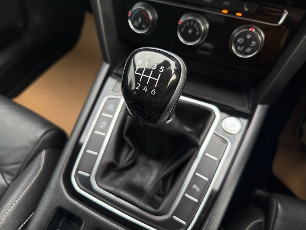 Used Volkswagen Passat 2020 for sale - 76338389: Photo 24