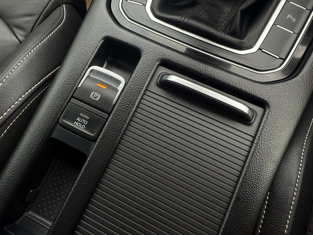 Used Volkswagen Passat 2020 for sale - 76338389: Photo 25