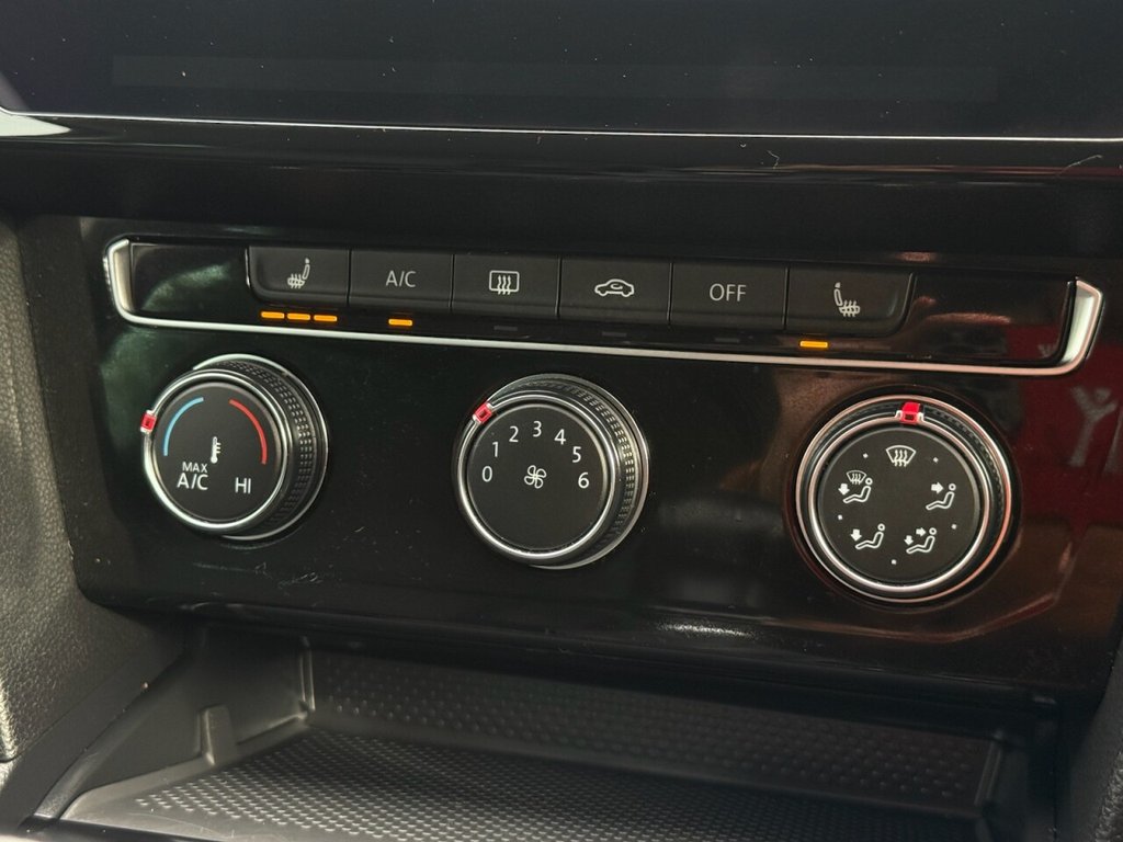 Used Volkswagen Passat 2020 for sale - 76338389: Photo 29