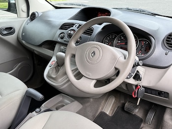 Used Renault Kangoo 2010 for sale - 78237281: Photo