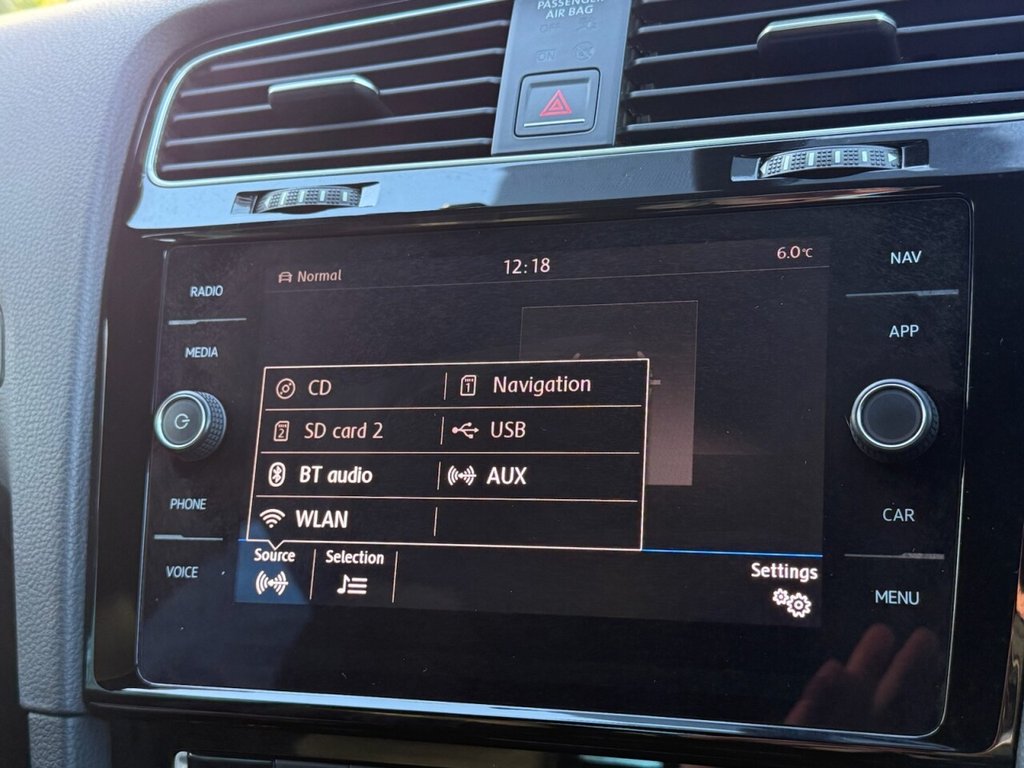 Used Volkswagen Golf 2017 for sale - 76590932: Photo 26