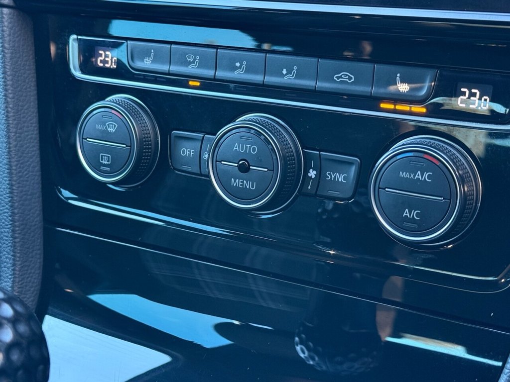 Used Volkswagen Golf 2017 for sale - 76590932: Photo 29