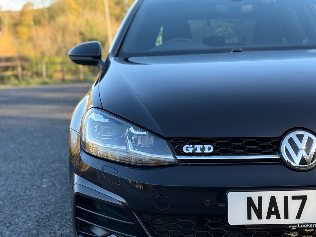 Used Volkswagen Golf 2017 for sale - 76590932: Photo 32