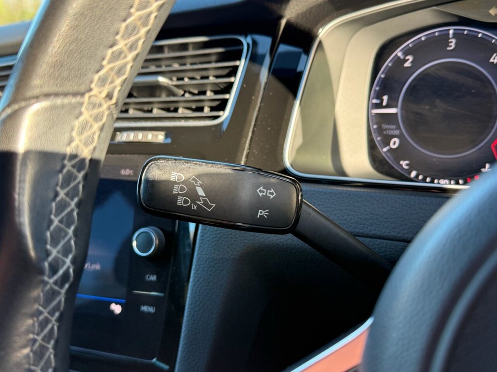 Used Volkswagen Golf 2017 for sale - 76590932: Photo 42