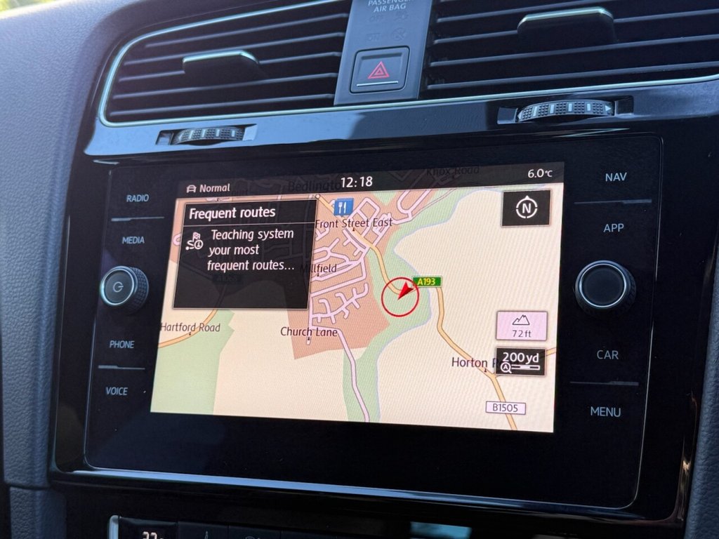 Used Volkswagen Golf 2017 for sale - 76590932: Photo 5