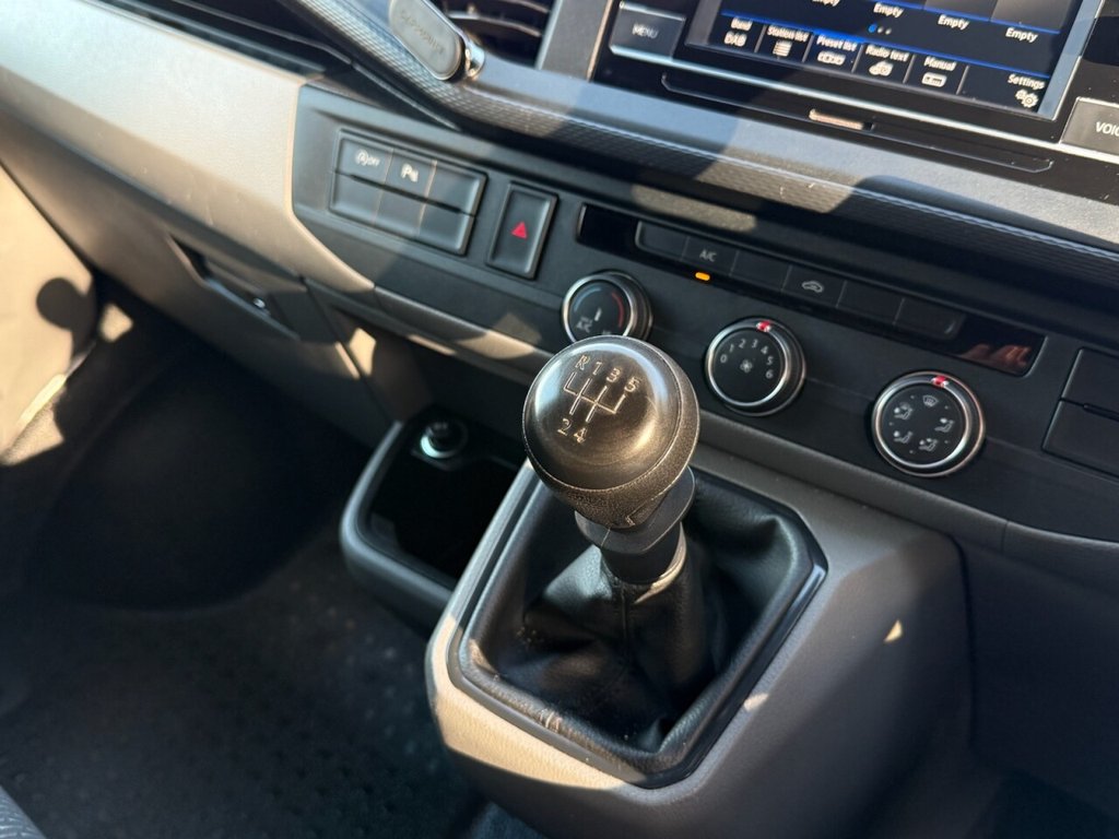 Used Volkswagen Transporter 2021 for sale - 77161717: Photo 36