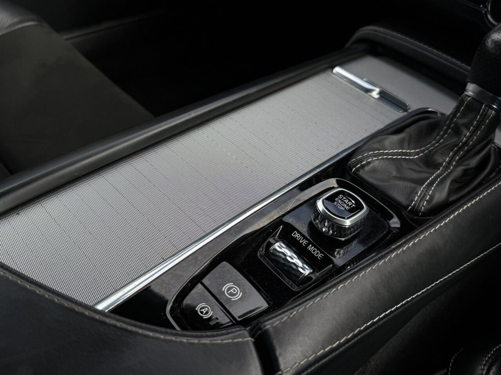Used Volvo S90 2018 for sale - 76338379: Photo 39