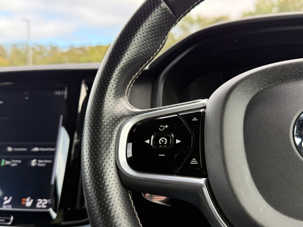 Used Volvo S90 2018 for sale - 76338379: Photo 41