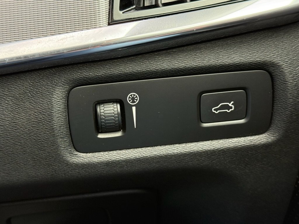 Used Volvo S90 2018 for sale - 76338379: Photo 46