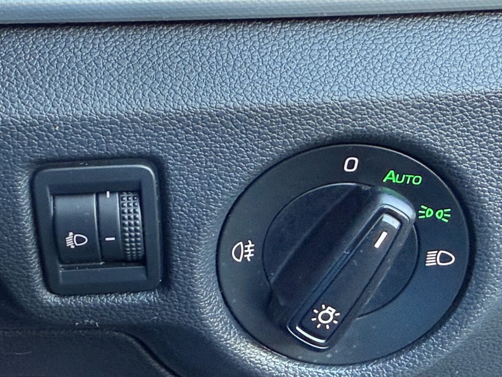 Used Skoda Kamiq 2023 for sale - 76768671: Photo 30