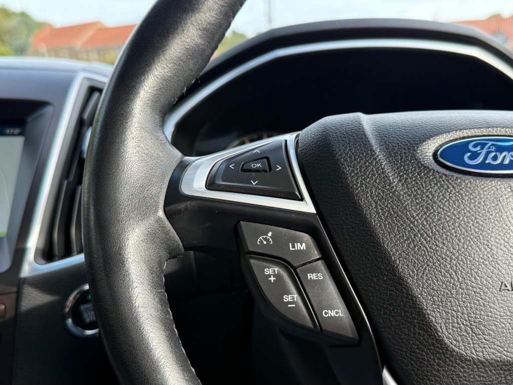 Used Ford Edge 2017 for sale - 76338368: Photo 38