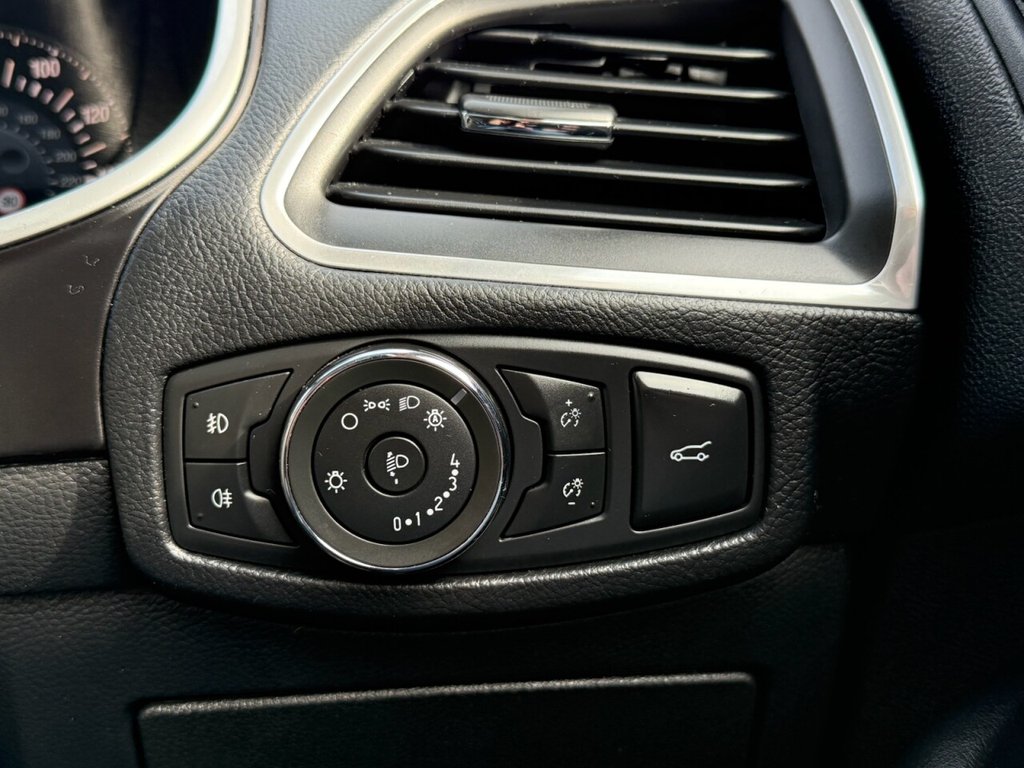 Used Ford Edge 2017 for sale - 76338368: Photo 42