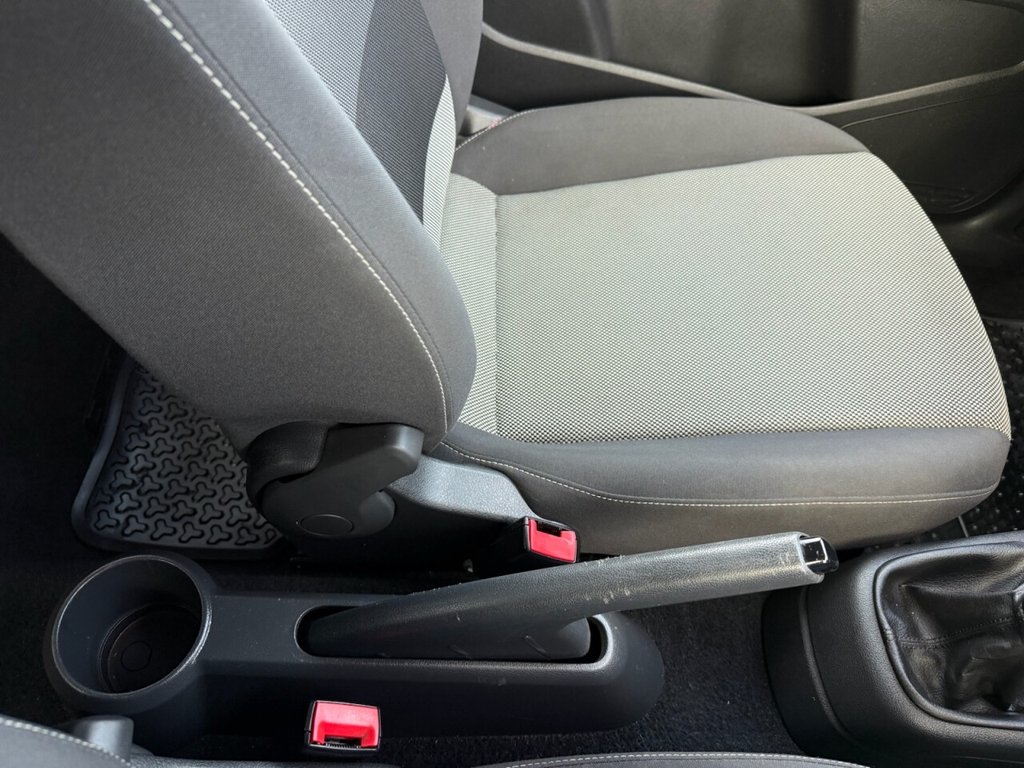 Used Volkswagen up! 2016 for sale - 76338369: Photo 32